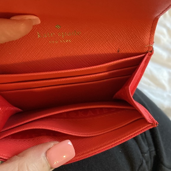 KATE SPADE Coral Mini Wallet with Keychain - Picture 5 of 6